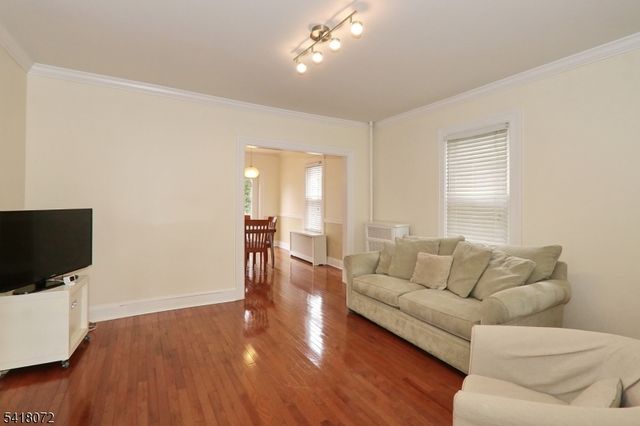 28 Glenside Ave, Summit City, NJ 07901