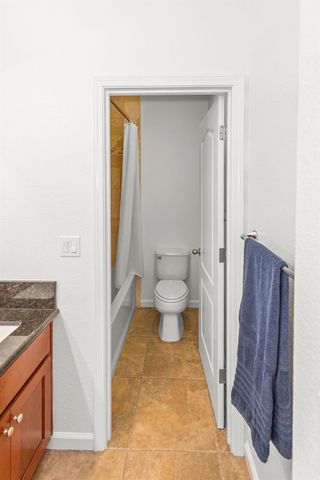 3364 Silverwood St, Escalon, CA 95320