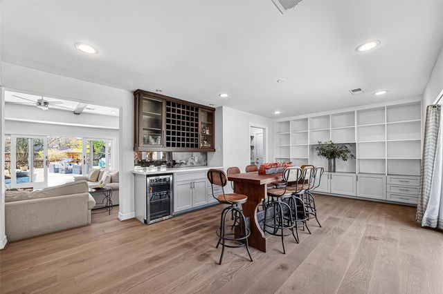 5907 Beaudry Drive, Houston, TX 77035