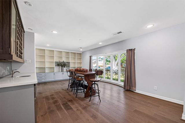 5907 Beaudry Drive, Houston, TX 77035