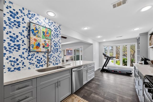 5907 Beaudry Drive, Houston, TX 77035