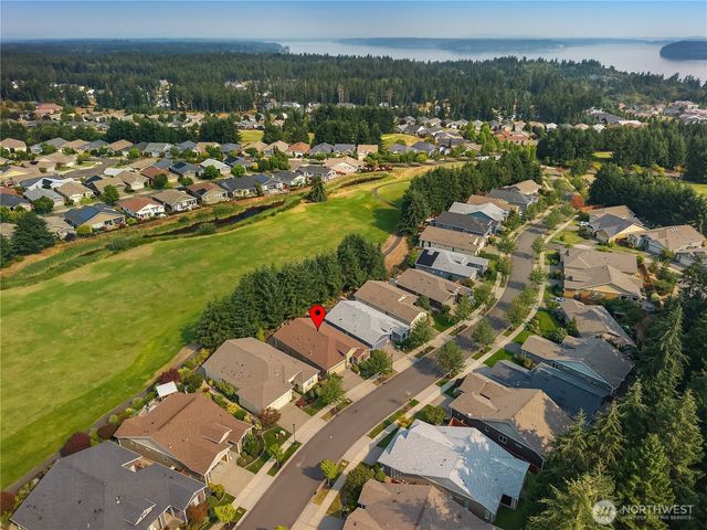 4805 Meriwood Drive NE, Lacey, WA 98516