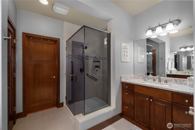 4805 Meriwood Drive NE, Lacey, WA 98516