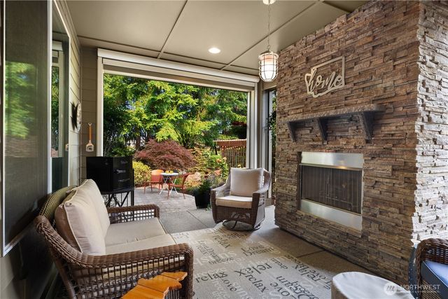 4805 Meriwood Drive NE, Lacey, WA 98516