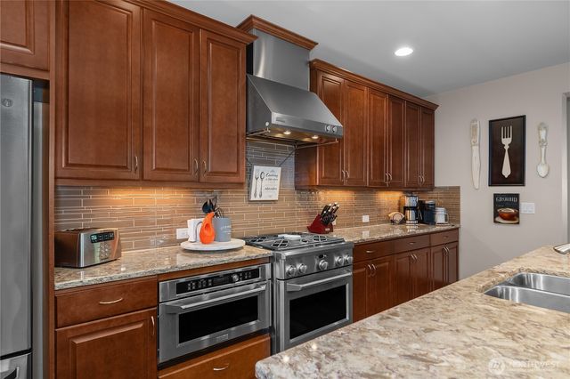 4805 Meriwood Drive NE, Lacey, WA 98516