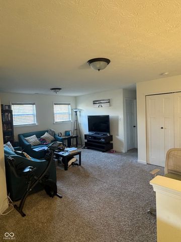 7235 Wilshire Way, Avon, IN 46123