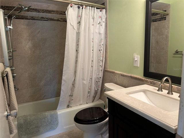 1359 GLENDALE CIRCLE W 214, Sarasota, FL 34232