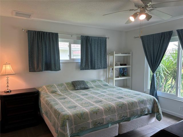 1359 GLENDALE CIRCLE W 214, Sarasota, FL 34232