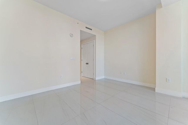 3100 N Ocean Drive H1206, Singer Island, FL 33404