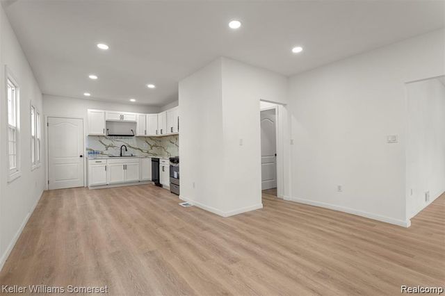 7432 Churchill Street, Detroit, MI 48206