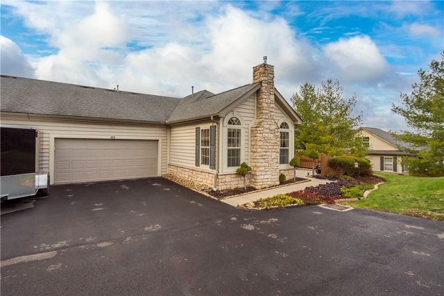 1608 Saint Andrews Dr, South Strabane, PA 15301