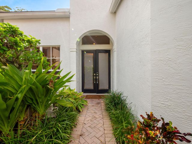 143 Sunset Bay Drive, Palm Beach Gardens, FL 33418