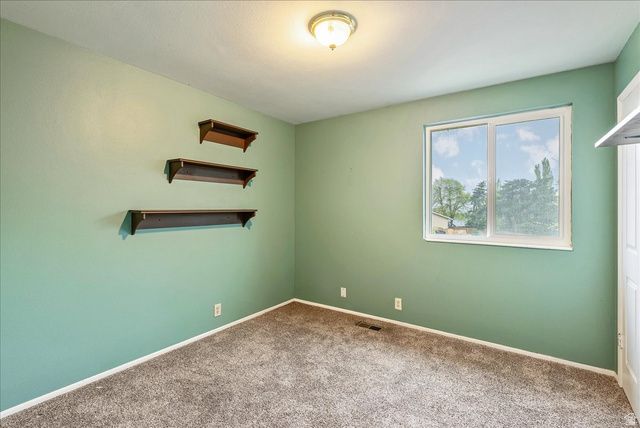 2196 E THISTLEWOOD WAY, Sandy, UT 84092