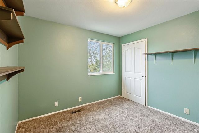 2196 E THISTLEWOOD WAY, Sandy, UT 84092