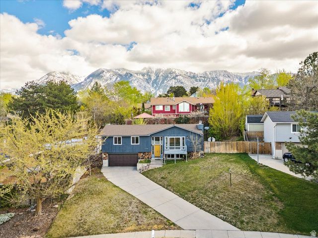 2196 E THISTLEWOOD WAY, Sandy, UT 84092