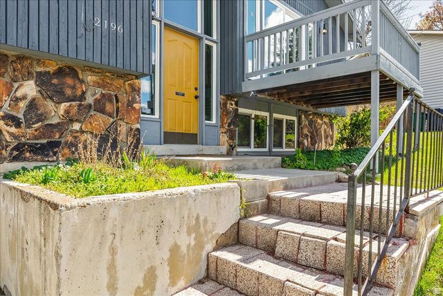 2196 E THISTLEWOOD WAY, Sandy, UT 84092