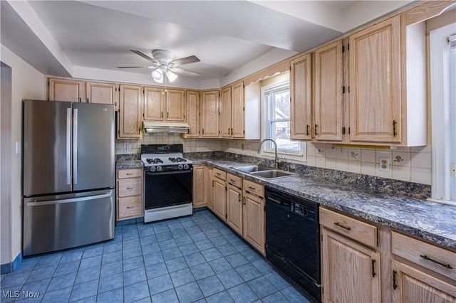 23211 Fernwood Drive, Beachwood, OH 44122