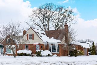 23211 Fernwood Drive, Beachwood, OH 44122