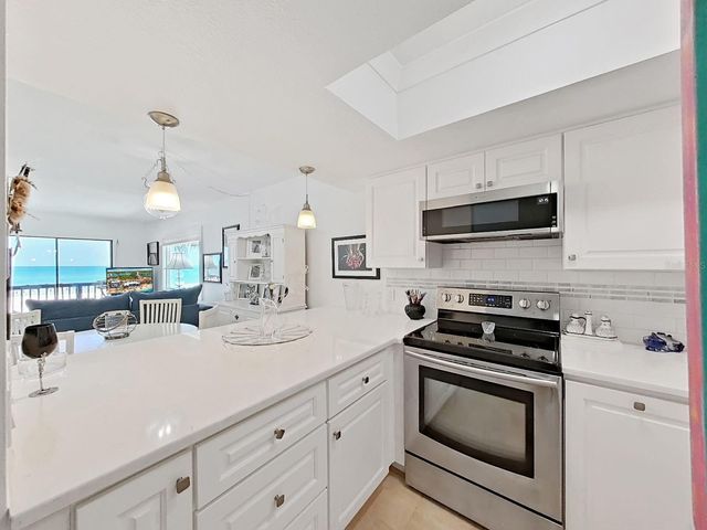 19020 GULF BOULEVARD 8, Indian Shores, FL 33785