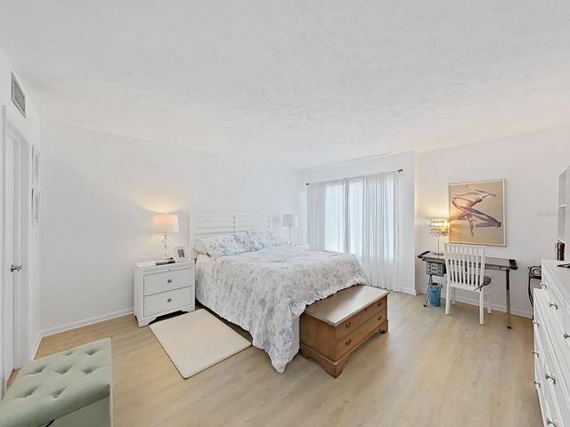 19020 GULF BOULEVARD 8, Indian Shores, FL 33785