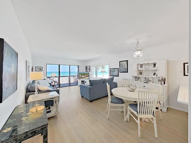 19020 GULF BOULEVARD 8, Indian Shores, FL 33785