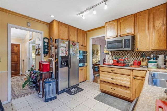 5401 Panola Way Lane, Lithonia, GA 30058