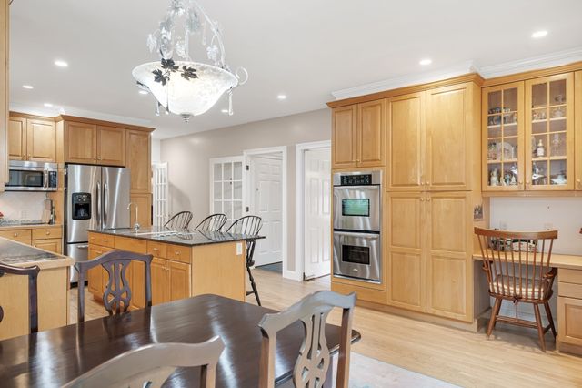 55-B Hancock St, Lexington, MA 02420