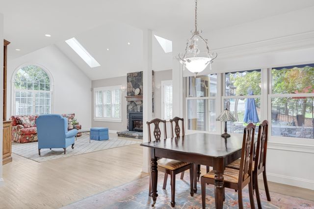 55-B Hancock St, Lexington, MA 02420
