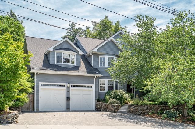 55-B Hancock St, Lexington, MA 02420