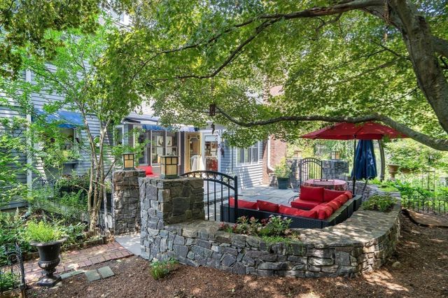 55-B Hancock St, Lexington, MA 02420
