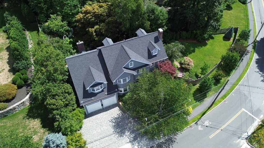 55-B Hancock St, Lexington, MA 02420