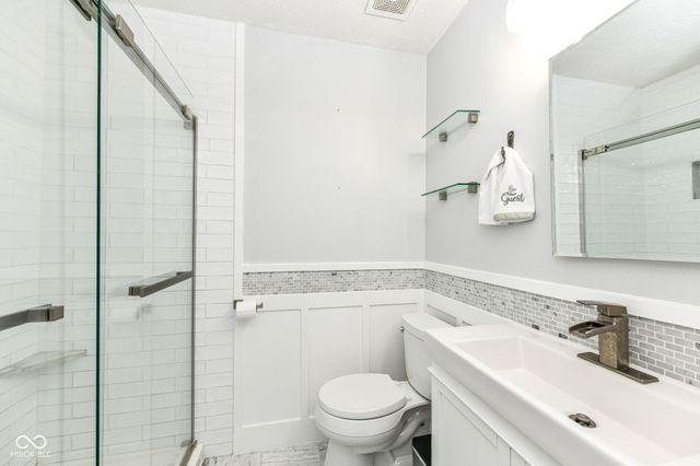 1202 Willow Way, Noblesville, IN 46062