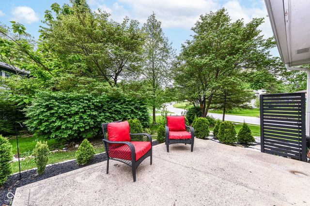 1202 Willow Way, Noblesville, IN 46062