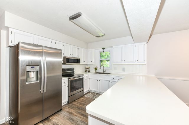 1202 Willow Way, Noblesville, IN 46062