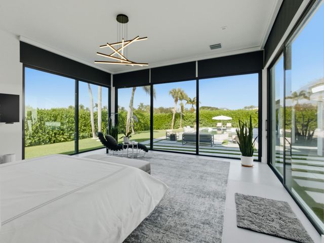 256 Hamlet Drive, Delray Beach, FL 33445