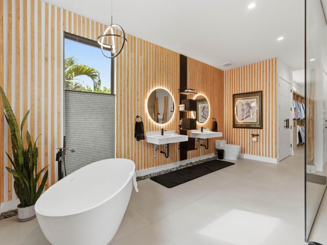 256 Hamlet Drive, Delray Beach, FL 33445