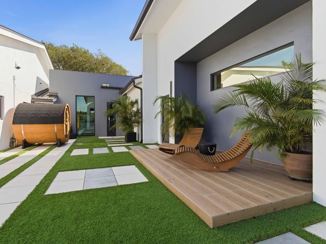 256 Hamlet Drive, Delray Beach, FL 33445