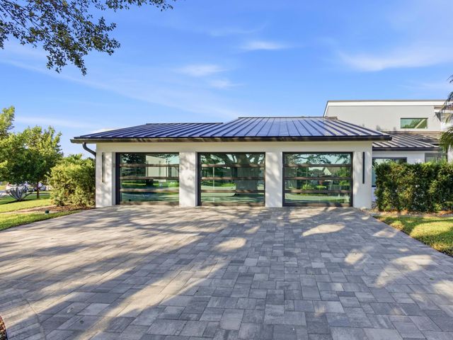 256 Hamlet Drive, Delray Beach, FL 33445