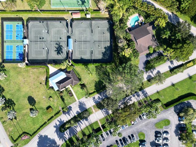 256 Hamlet Drive, Delray Beach, FL 33445