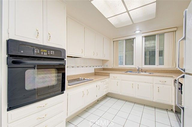 126 Avenida Majorca O, Laguna Woods, CA 92637