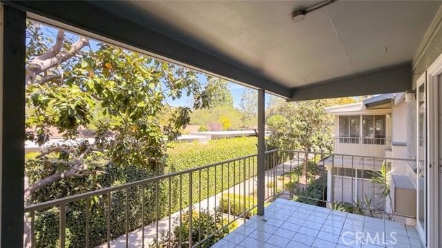 126 Avenida Majorca O, Laguna Woods, CA 92637