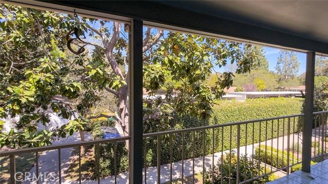 126 Avenida Majorca O, Laguna Woods, CA 92637