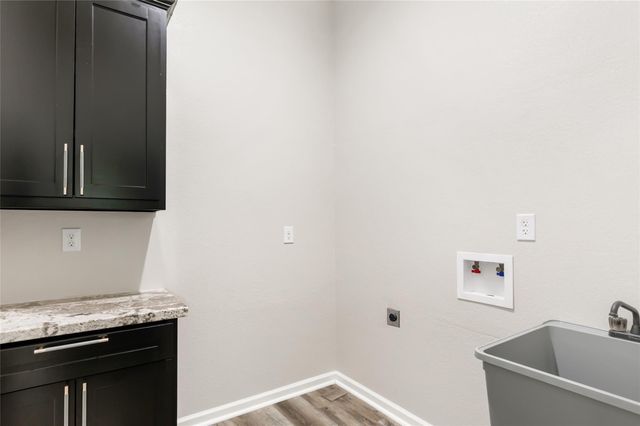 1031 County Road 3404, Cleveland, TX 77327