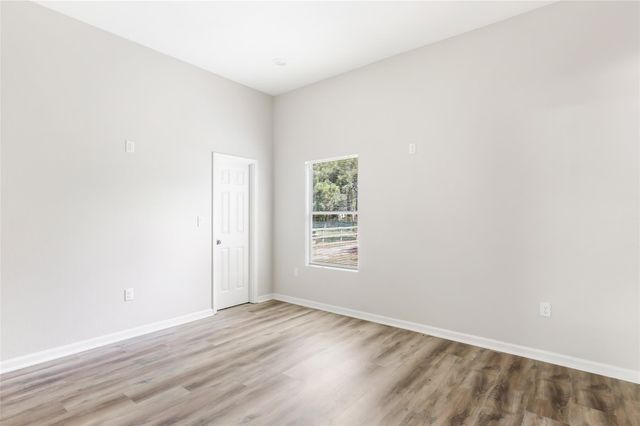 1031 County Road 3404, Cleveland, TX 77327