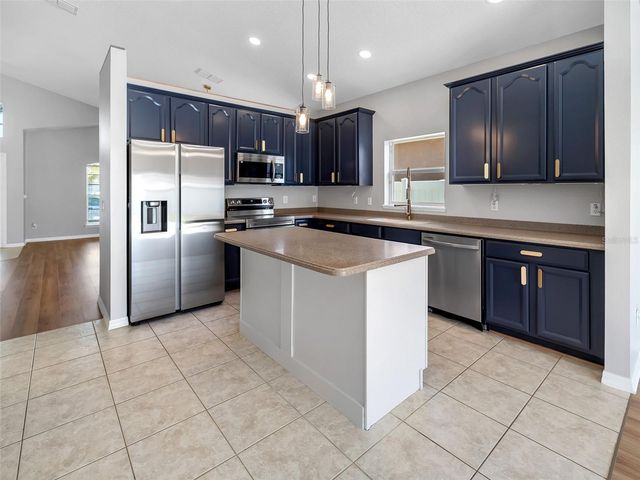 2142 BRANDYWINE FALLS WAY, Orlando, FL 32824