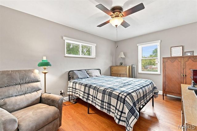 9944 Knollshire Drive, St Louis, MO 63123