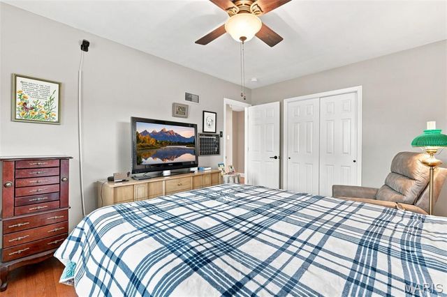 9944 Knollshire Drive, St Louis, MO 63123