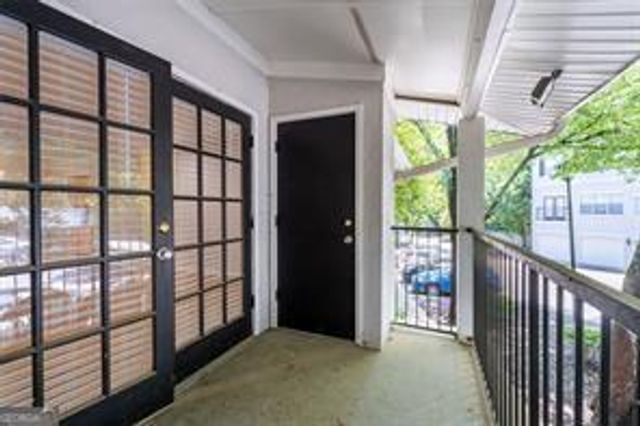 1150 Collier Road NW 6H, Atlanta, GA 30318