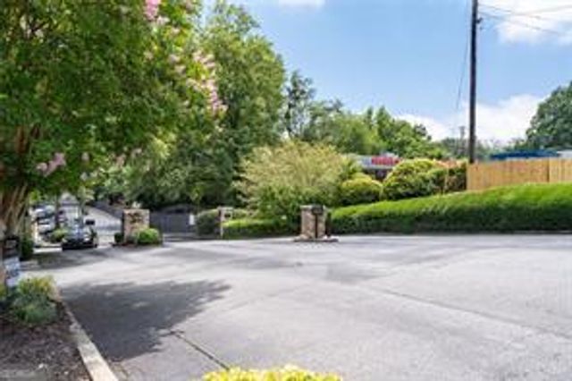 1150 Collier Road NW 6H, Atlanta, GA 30318