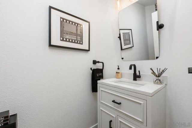 1744 Arbolita Ln., Fallbrook, CA 92028